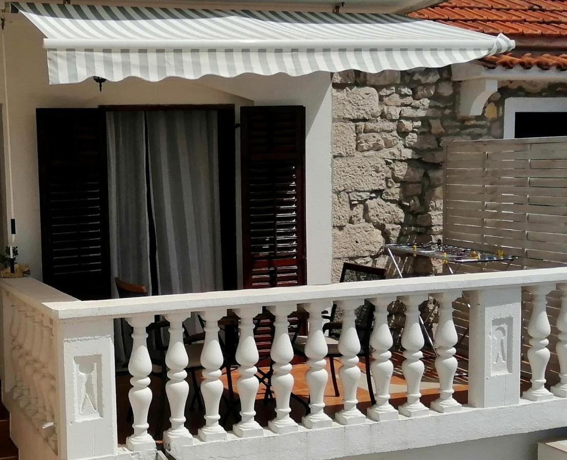 Apartments Dalmatian Stone House 图兰杰 外观 照片