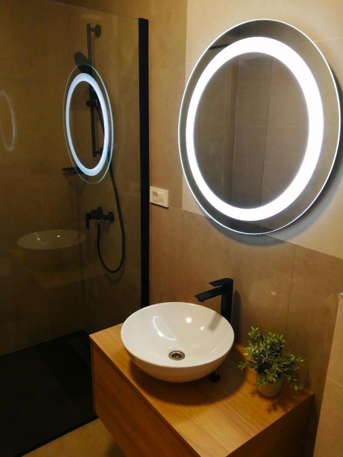 Apartments Dalmatian Stone House 图兰杰 外观 照片