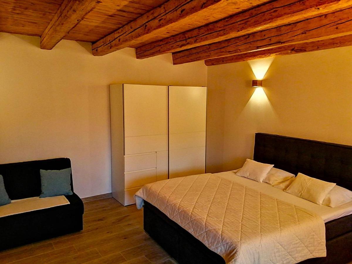 Apartments Dalmatian Stone House 图兰杰 外观 照片
