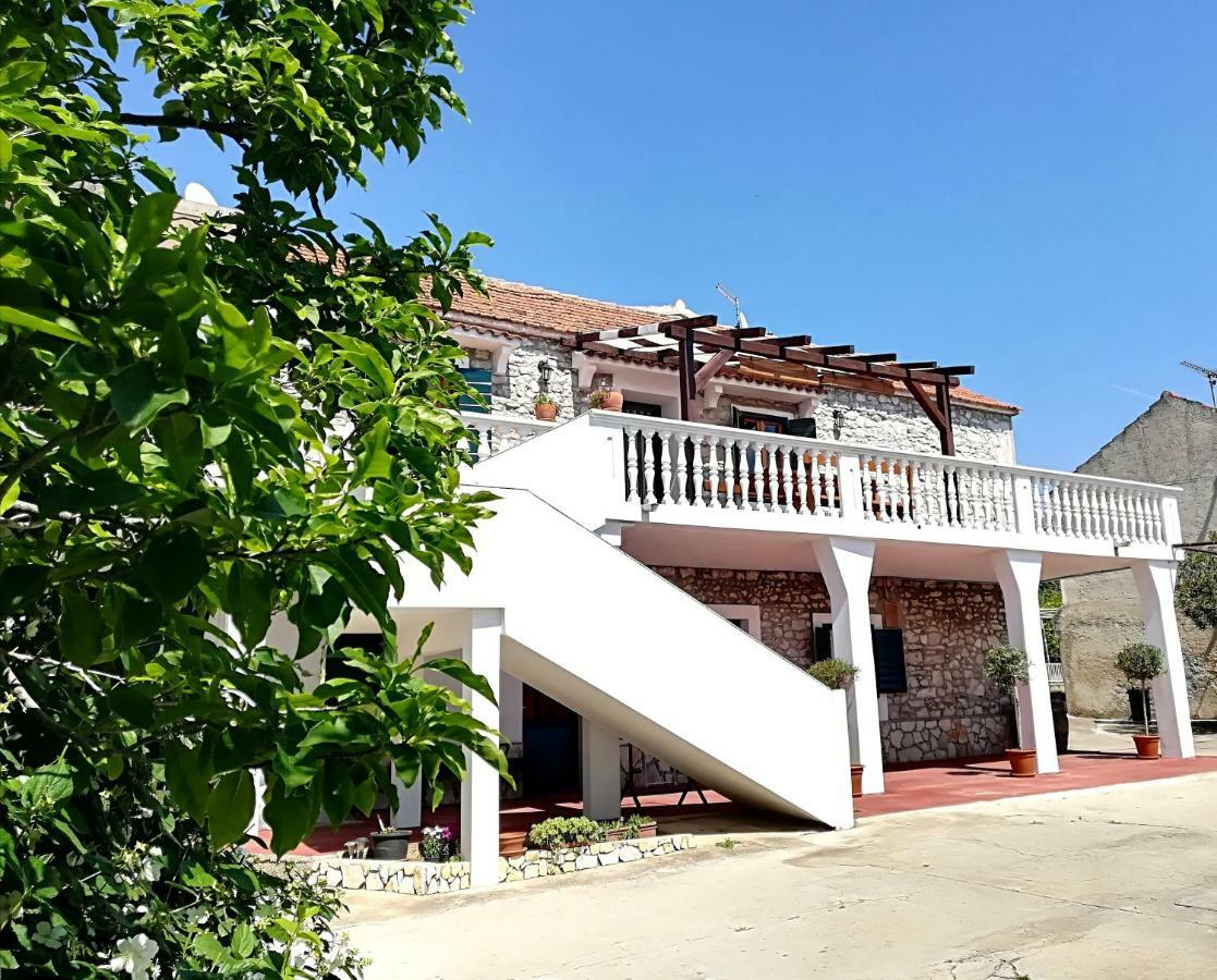 Apartments Dalmatian Stone House 图兰杰 外观 照片